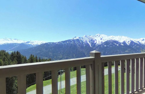 Bisanne 1500 Apartment | 3-Bedroom Apartment 8 pers Les Saisies with Balcony