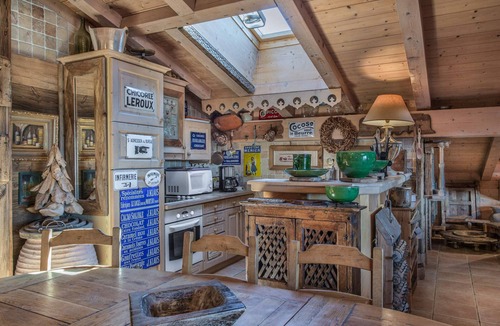 Le Planellet Apartment | 3-Bedroom Apartment in Megève South with Balcony and Wifi