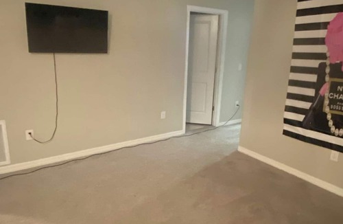 Wimauma Condo | 3-bedroom condo in tranquil Wimauma with AC comfort