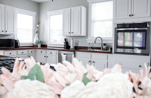 Winter Haven House | 3 Bedroom Cozy Home with the Perfect Patio