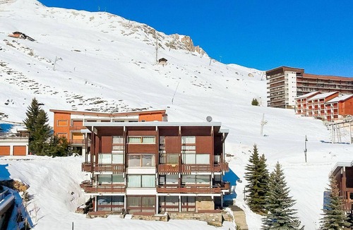 Tignes le Lac Apartment | 3-Bedroom Duplex for 8, Lake View in Tignes