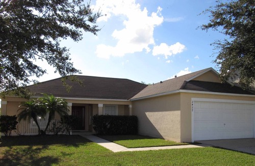 Crescent Lakes Villa | 3 Bedroom, Lake View with South Facing Pool