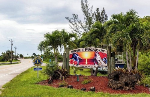 Homestead House | 3-bedroom Townhome in serene Homestead near The Everglades and The Keys