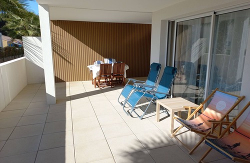 Meze Apartment | 3-room apartment, 60 m², 2 bathrooms, 4-minute walk from the beach, 42 m² terrace