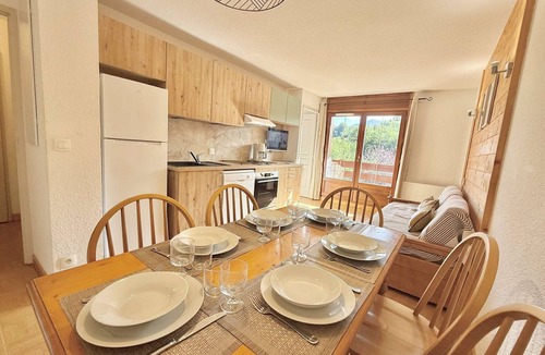 Flumet Apartment | 3-room apartment in Flumet for 6 people with balcony