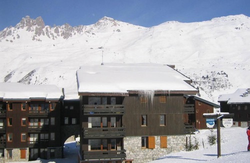 Meribel-Mottaret Apartment | 35m from shops, 2nd floor, view mountain, balcony, 18m², Méribel-Mottaret