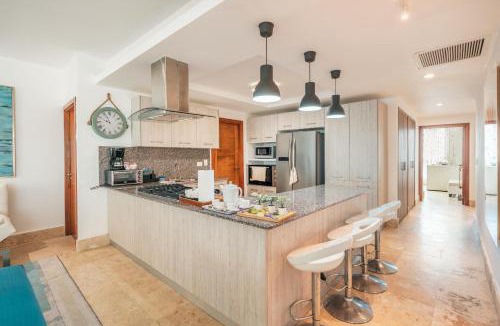 El Soco Apartment | 3BR apartment with beach access and ocean view