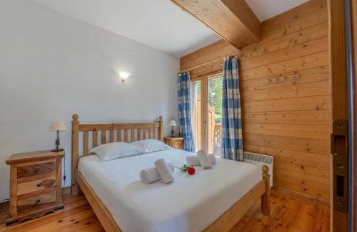 Montroc Apartment | 3BR Balcony & Parking near Argentière - Happy Rentals