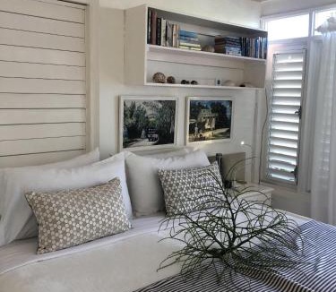 Silver Sands Villa | 3BR Beachfront Villa w/Staff-DRMNV