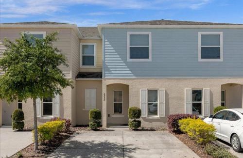 Kissimmee House | 3BR Townhome w Resort Amenities 4732
