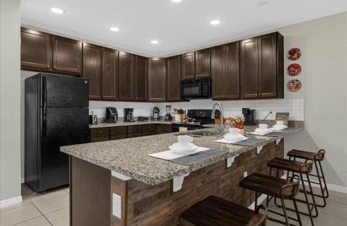 Kissimmee House | 3BR Townhome w Resort Amenities 4732