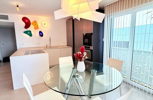 Villeneuve-Loubet Apartment | 3P Vue spectaculaire les pieds dans l’eau