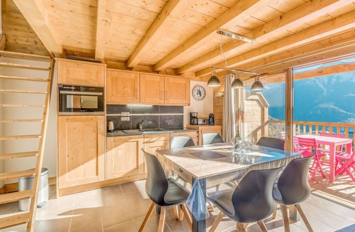 Champagny-en-Vanoise Apartment | 4* Apartment 6 ppl with wifi at the foot of the slopes