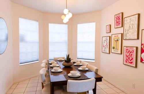 Calabay Parc Villa | 4 bedrooms pool home with game room Calabay