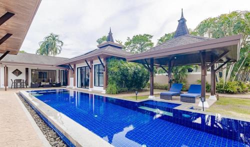 Bang Tao Villa | 4 BR Jacuzzi Pool Villa with Playground, near Layan, Laguna, Bang Tao beach