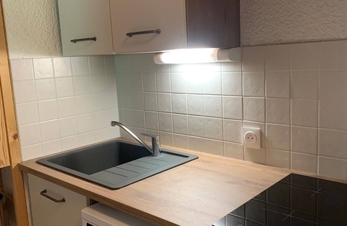 Termignon Apartment | 4-person apartment at the slopes with Wifi