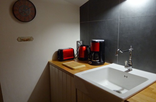 Collonges-sous-Saleve Apartment | 4 stars - High standing air conditionned apartment, heated swimming pool, Geneva