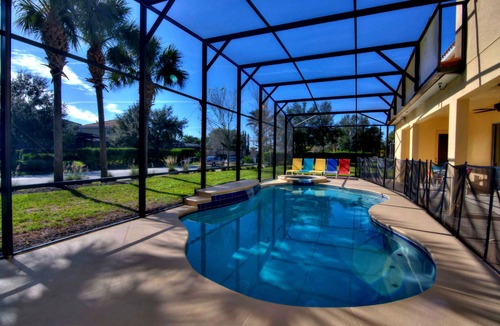 Loughman House | 42 Bedrooms Bowling Villas Triple COMBO, Sleeps 116 people
