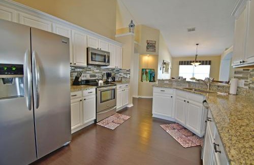 Intercession City House | 4639EPD - Comfort Island (G)