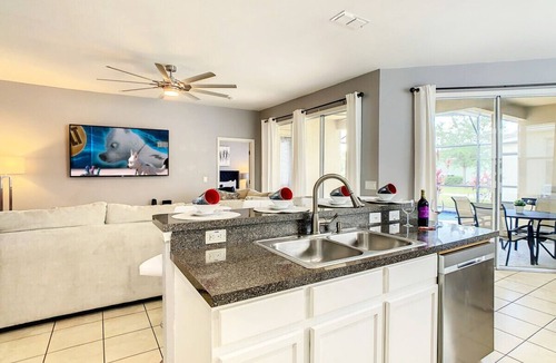 Trafalgar Village House | 4BR| Trafalgar Resort| Game Room| Pool & BBQ Grill
