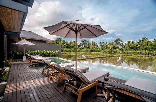 Pengosekan Villa | 4BR Villa Tenang Tropical Modern Villa with Private Pool in Ubud's Nature