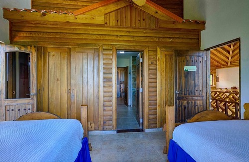 La Vega Province Villa | ®4BR{Wood~Mountain~Villa} @Jarabacoa +Heated Pool