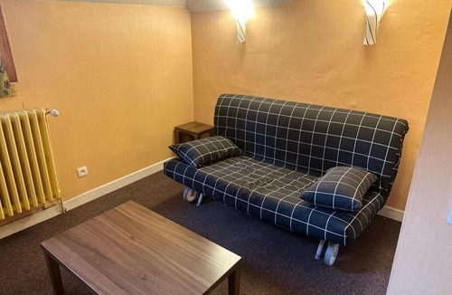 Jausiers Apartment | 4th floor, swimming pool, hammam, parking, tv, 35m², Pra Loup