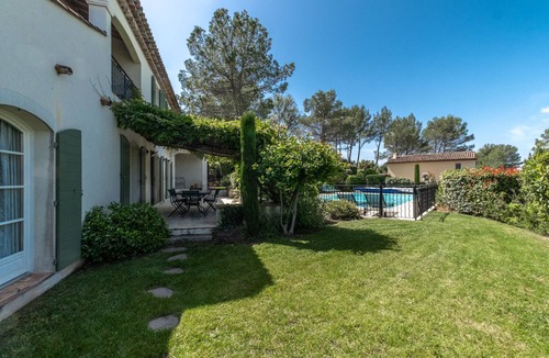 La Motte Villa | 5 BEDROOM VILLA WITH PRIVATE POOL AND GARDEN (N°359)
