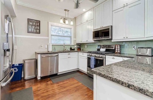 Lakeland House | 5 Bedrooms Private Vacation Home In Lakeland