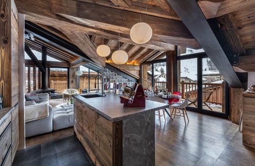 Val-d'Isere Ski Chalet | 5* Design Chalet with pool, hammam, cinema and parking in Val d'Isère