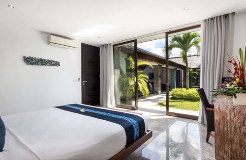 Petitenget Villa | 5 Star Villa in Bali, Minutes from the Beach, Bali Villa 2080