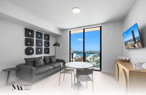 Downtown Miami House | 501 First Residences Studio mins from Cruises with Beach Access