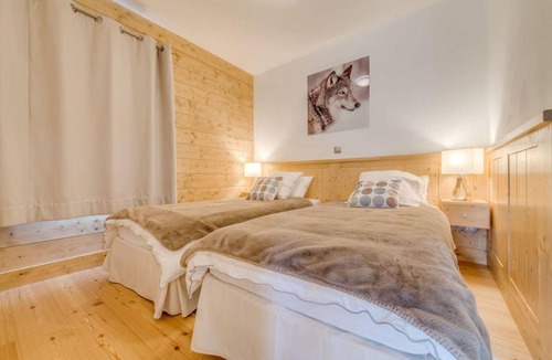 Champagny-en-Vanoise Apartment | 52 m² Apartment ∙ 2 bedrooms ∙ 6 guests
