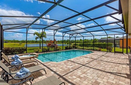 Watersong House | 535 -Villa Belvedere, A Stunning, Spacious 5 Bed Lake View Home with Pool and Spa