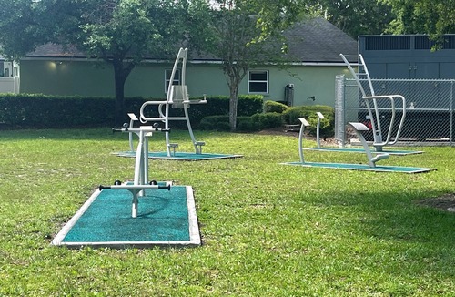 Sandy Ridge House | 5bd 4bth 20 min to Disney FREE Heated POOL & Spa. 2 Master suites.