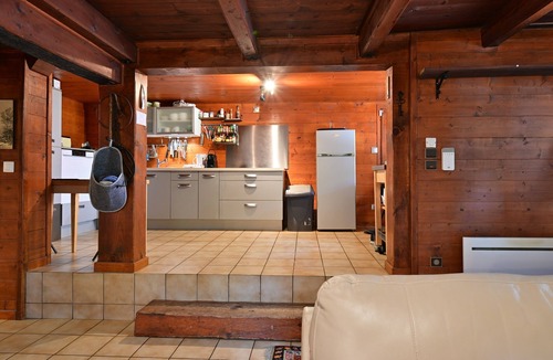 Les Clefs Apartment | 5P - 2 Bedrooms - Garden Level Apartment - Aravis Annecy