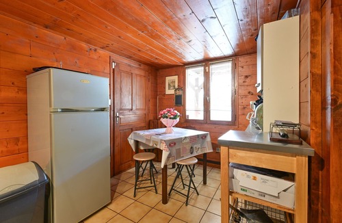 Les Clefs Apartment | 5P - 2 Bedrooms - Garden Level Apartment - Aravis Annecy