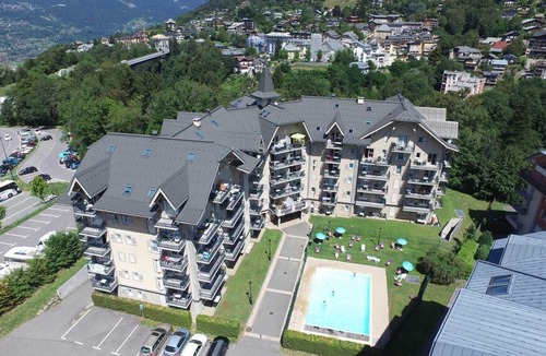 Saint-Gervais-les-Bains Apartment | 5th floor, swimming pool, balcony, parking, tv, 44m², Saint Gervais