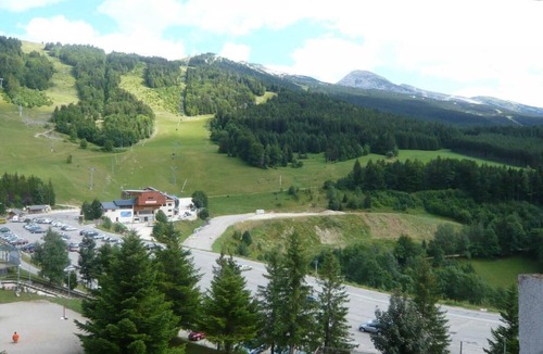 Villard-de-Lans Apartment | 5th floor, view ski slopes, balcony, parking, tv, 43m², Villard de Lans