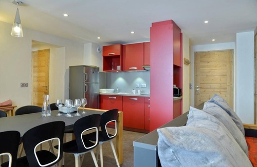 Bellentre Apartment | 5th floor, view ski slopes, balcony, tv, ski locker, 66m², Montchavin La Plagne