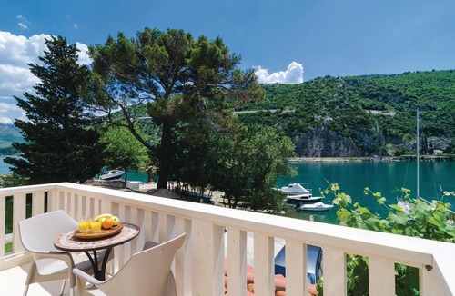 Dubrovnik House | 6 bedroom lovely home in Mokosica