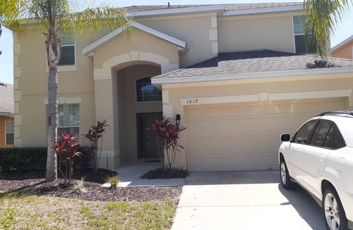 Watersong House | 6 BR 5.5 Bathrooms Villa in Orlando near Disney World… Newly Renovated
