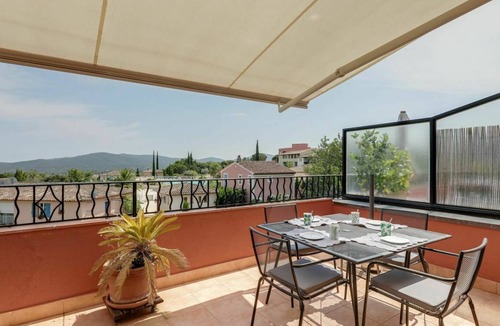 La Rouviere Apartment | 60 m² Apartment ∙ 2 bedrooms ∙ 4 guests