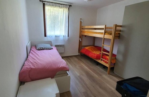 La Salle-les-Alpes Apartment | 65 m² Apartment ∙ 2 bedrooms ∙ 6 guests