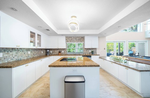 Miami Shores House | 6BR Spacious Miami Shores, Private Pool, Home Cinema, Grill