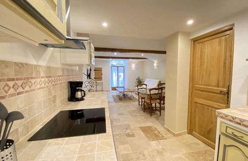 Barjols House | 7 Bedroom Private vacation home in Barjols
