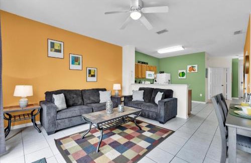 Windsor Hills House | 7644 Sir Kaufmann