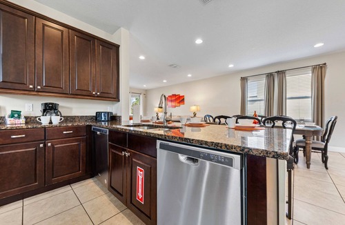 West Kissimmee Villa | 7703 Banyon Way
