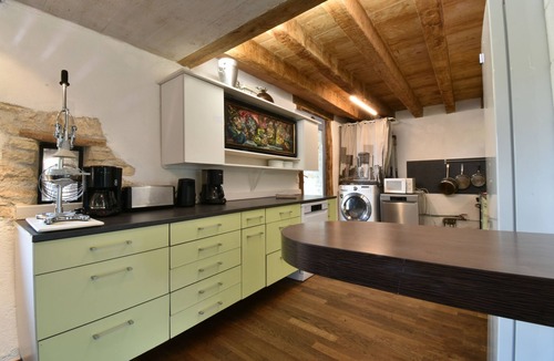 Lignieres House | 8-bedroom gîte, covered swimming pool and heated pool, 5000m2 green space.