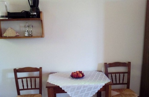 Agios Kirykos Apartment | #8 Drakano rooms, for nature lovers